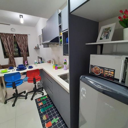 شقة Mycozysoho With Excellent Swimming Pool View سيبرجايا المظهر الخارجي الصورة